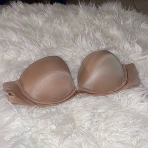 Victoria Secret Strapless bra